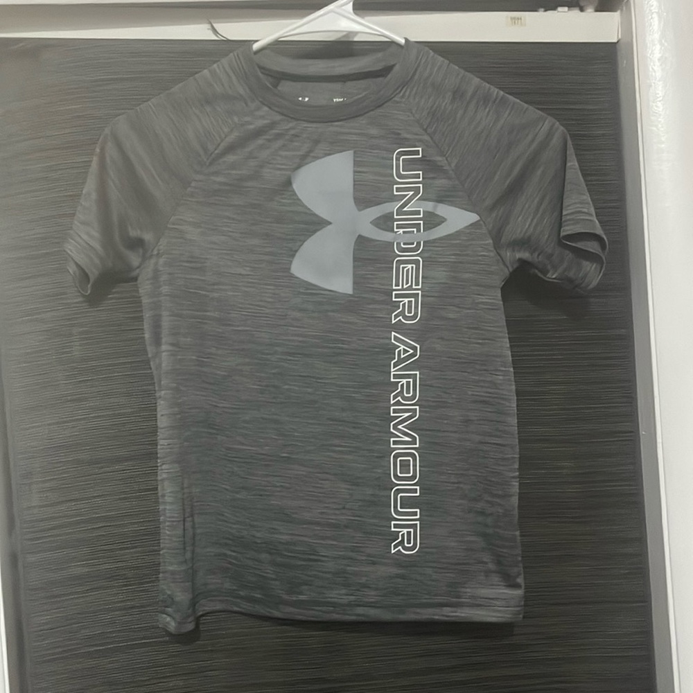 UnderArmour shirt